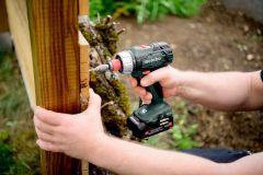 Акумуляторний шуруповерт Metabo BS 18 L Quick