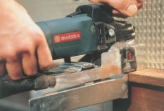 Фрезер для видалення лаку Metabo LF 724 S MetaLoc