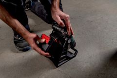 Аккумуляторный прожектор Metabo BSA 18 LED 4000 + штатив