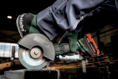 Аккумуляторная болгарка Metabo WPB 18 LT BL 11-125 Quick