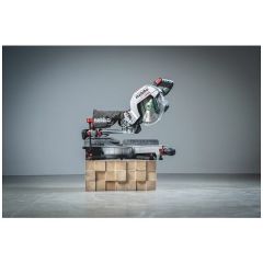 Аккумуляторная торцовочная пила Metabo KGS 18 LTX BL 216 каркас