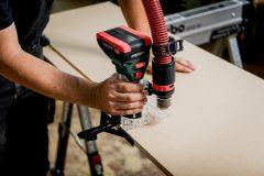 Акумуляторний  кромковий фрезер Metabo FMV 18 LTX BL 8 каркас MetaBox