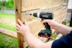 Аккумуляторный ударный шуруповерт Metabo SB 18 L Set