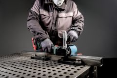Аккумуляторная щеточная шлифовальная машина Metabo SVB 18 LTX BL 200 каркас