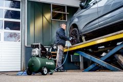Компресор Metabo Basic 300-50